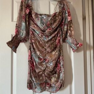 Beautiful flower mini dress size M new without tags